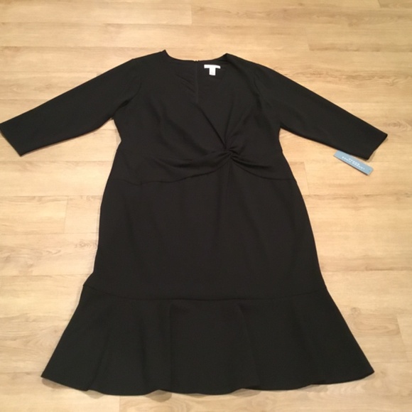 Women’s Plus Size Side-Knot 3/4-Sleeve Midi Dress - Picture 3 of 6